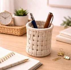 Macrame pen stand
