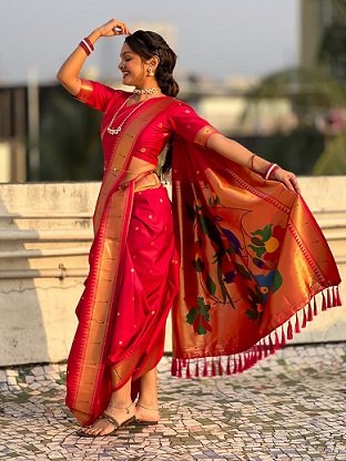 Nauvari Saree